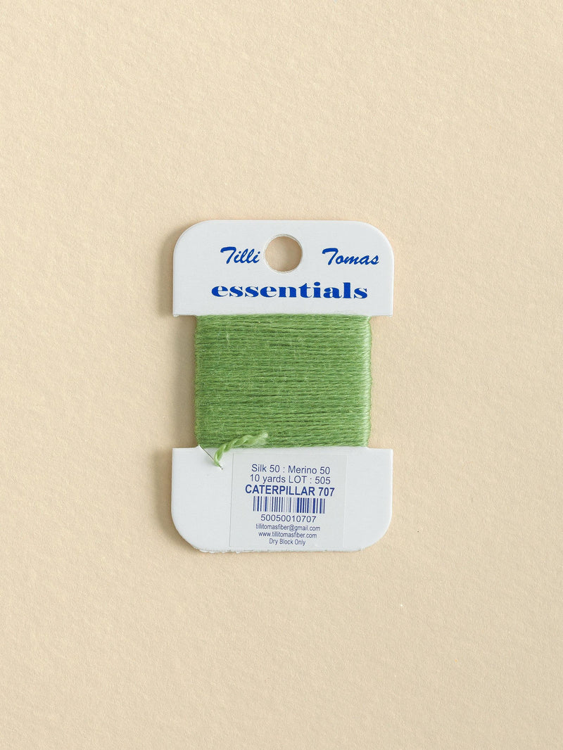 Essentials Caterpillar 707