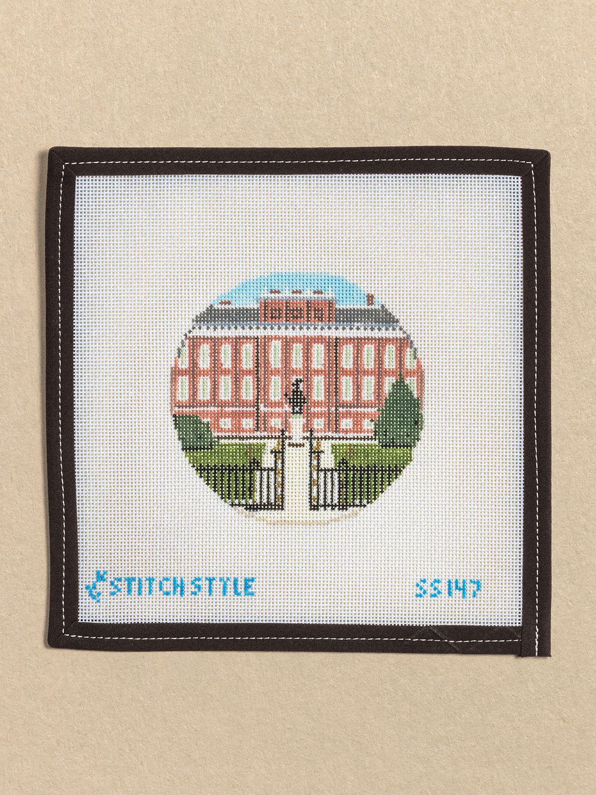 Kensington Palace Round with Stitch Guide