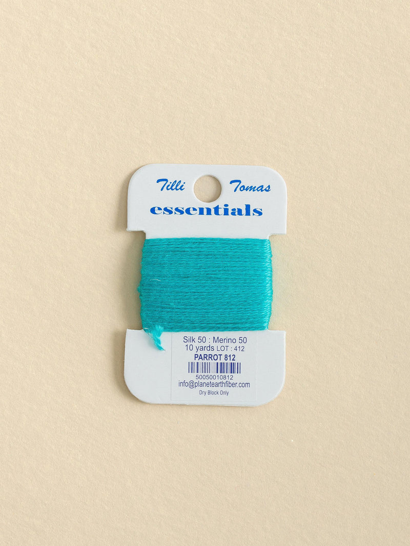 Essentials Parrot 812