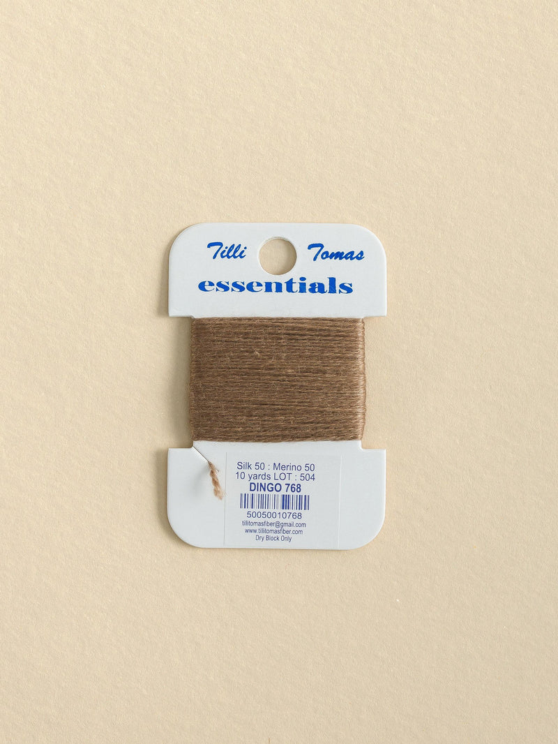 Essentials Dingo 768