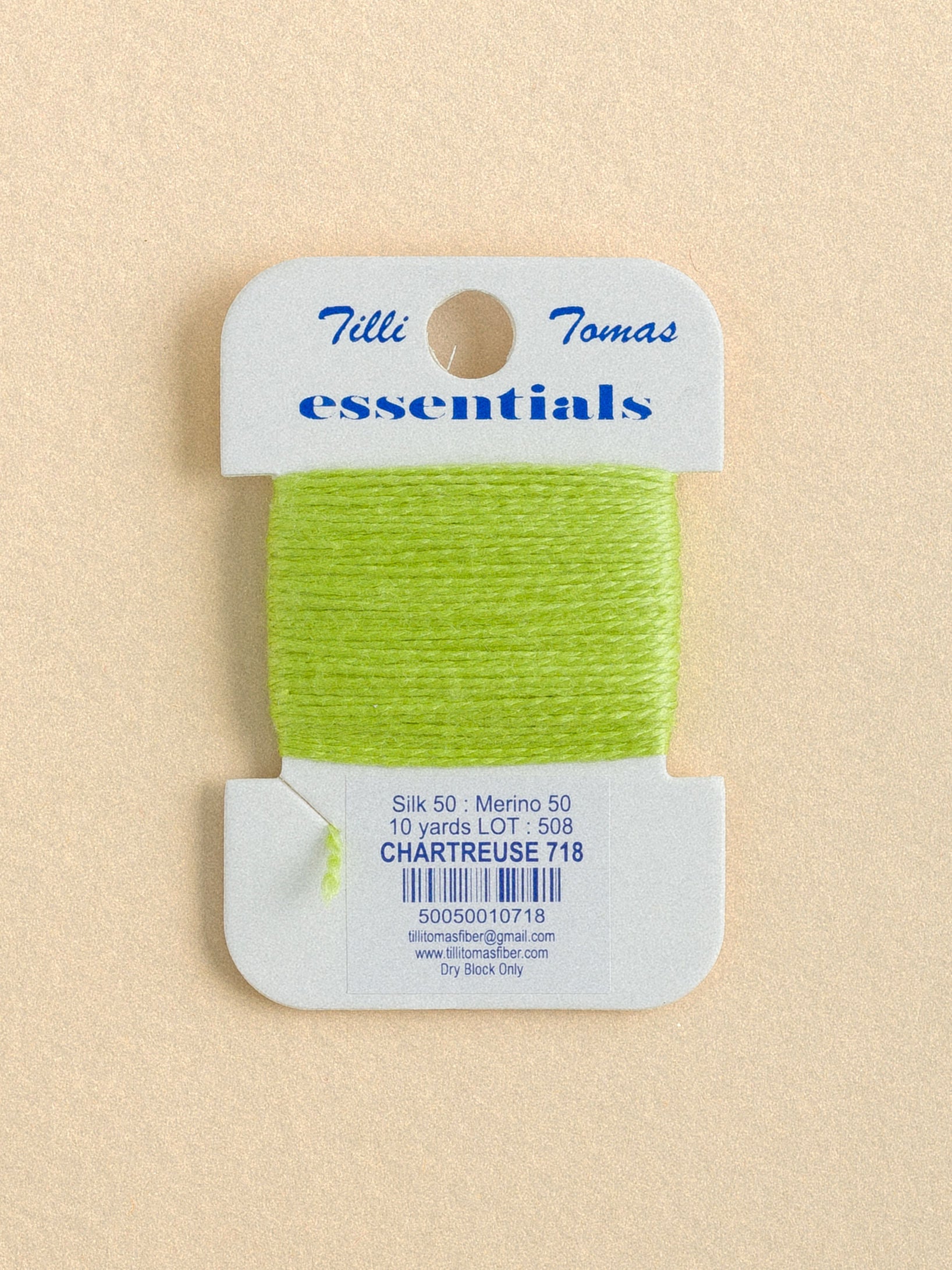 Essentials Chartreuse 718