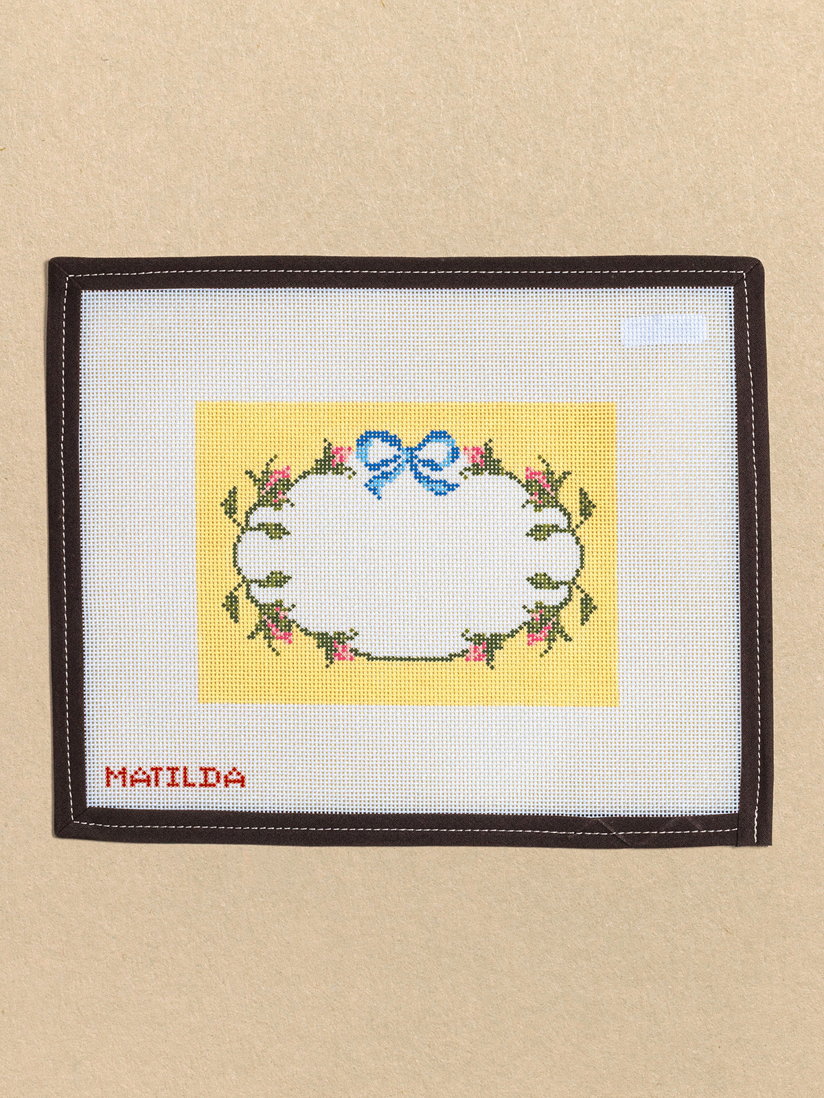 Roses and Ribbon Wreath in Lemon