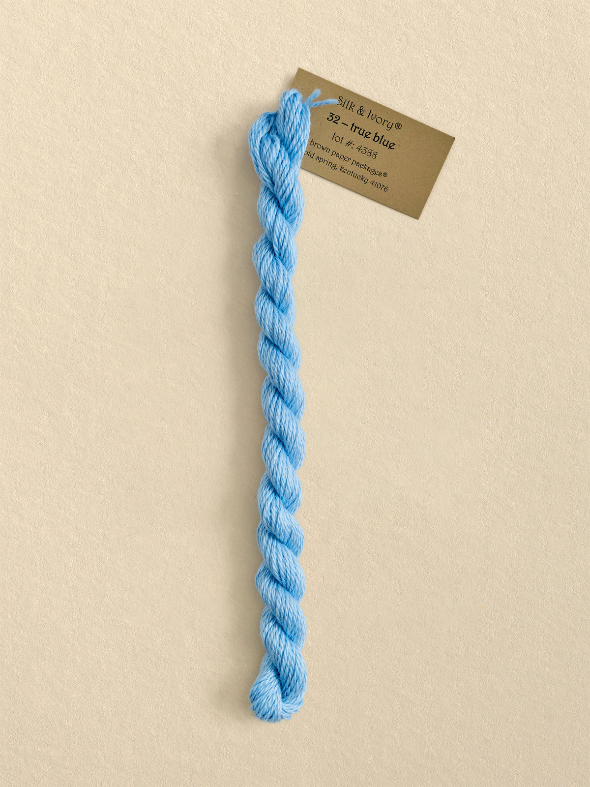 Silk & Ivory True Blue 032